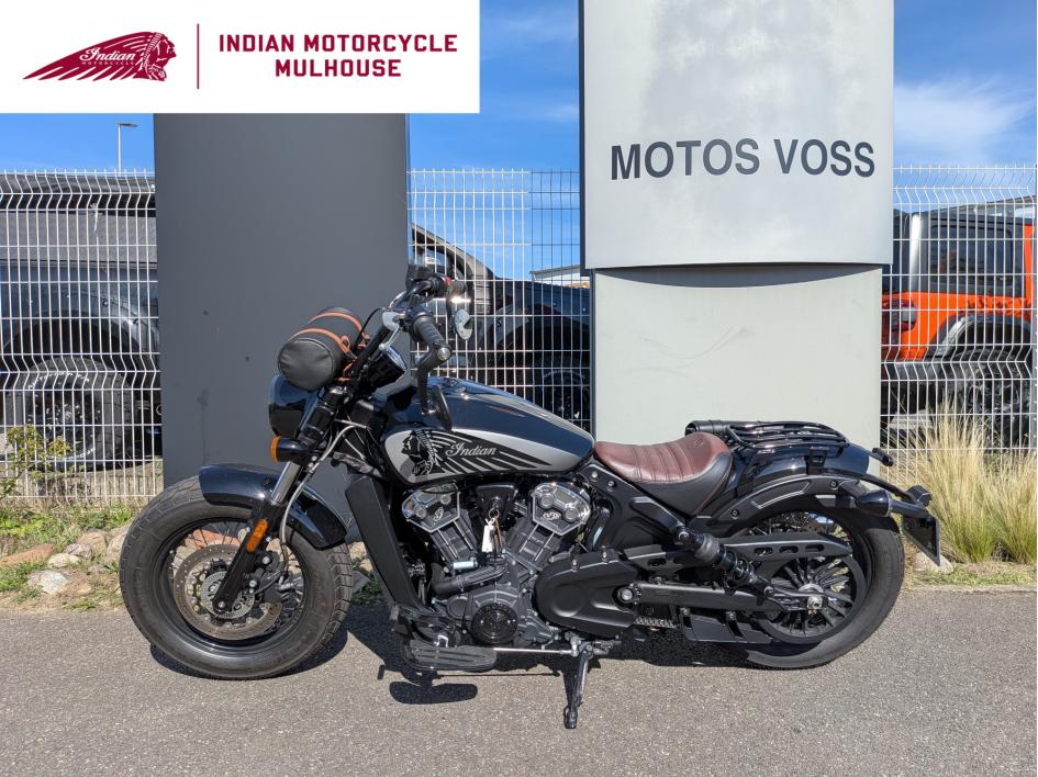 INDIAN SCOUT BOBBER TWENTY 1200 1ERE MAIN JEKILL AND HYDE
