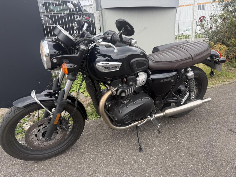 TRIUMPH Bonneville T100