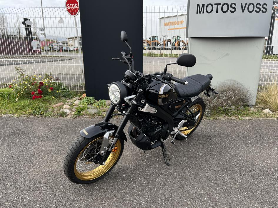 YAMAHA XSR 125