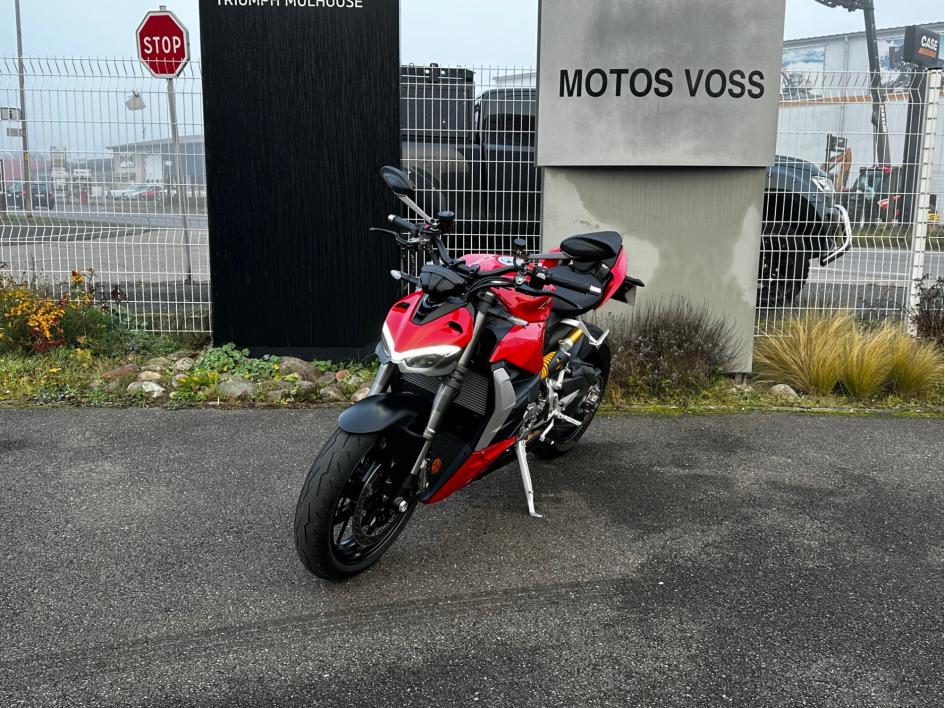 DUCATI Streetfighter V2