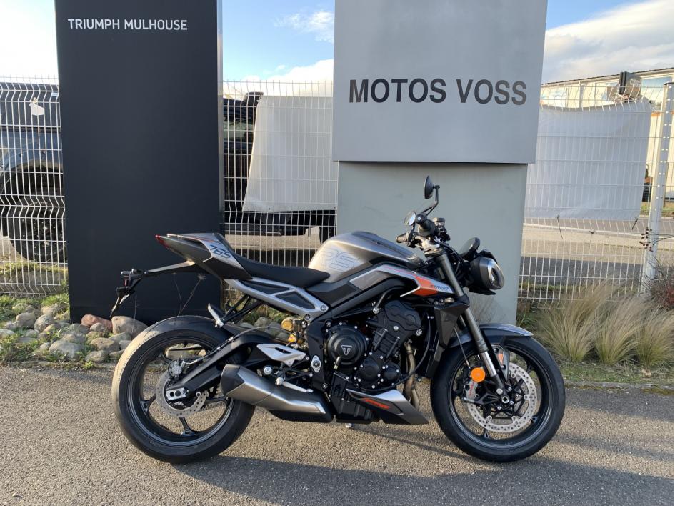 TRIUMPH STREET TRIPLE 765 RS