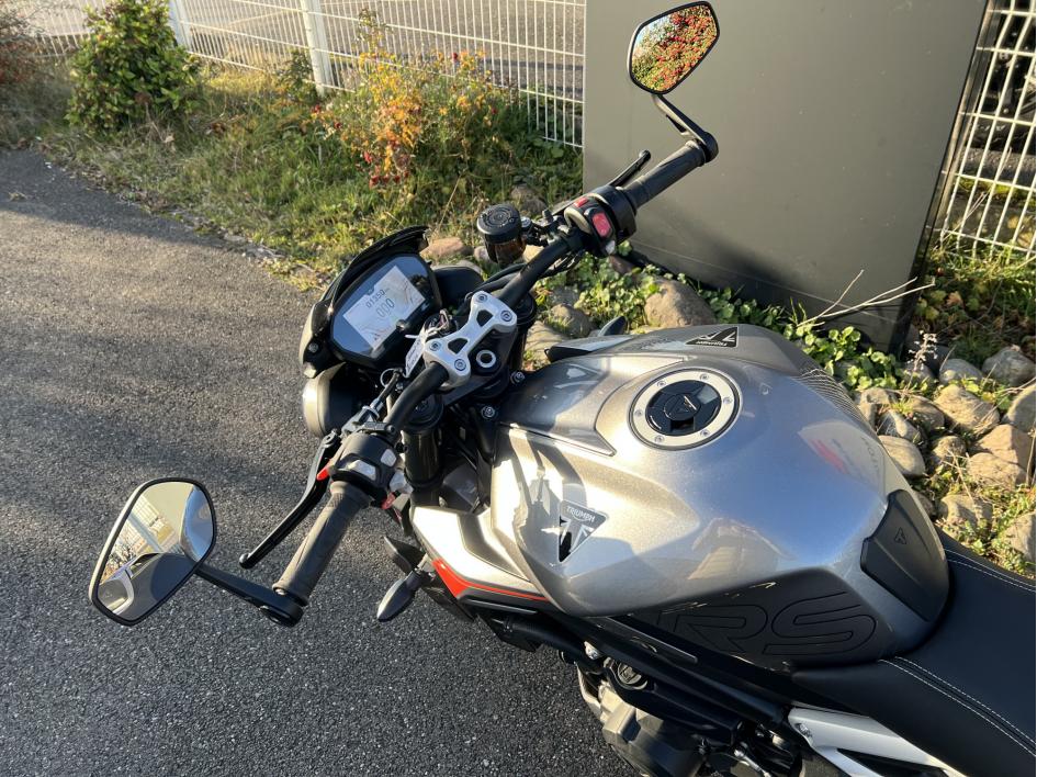 TRIUMPH STREET TRIPLE 765 RS